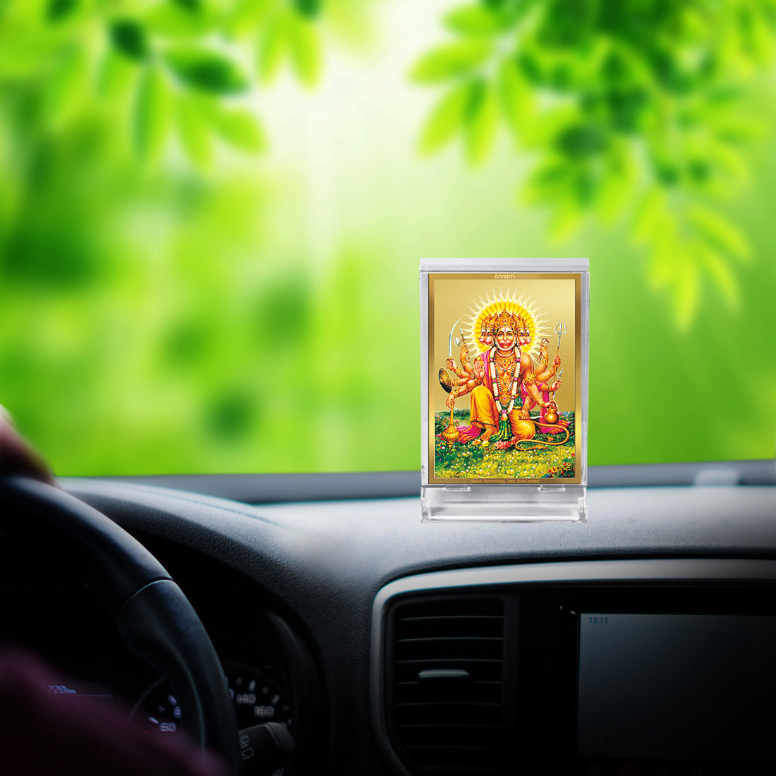 Diviniti 24K Gold Plated Panchmukhi Hanuman Frame For Car Dashboard, Home Decor Showpiece, Gift (11 x 6.8 CM)