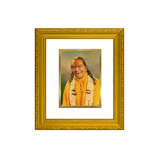 DIVINITI Kripalu Ji Maharaj Gold Plated Wall Photo Frame| DG Frame 101 Wall Photo Frame and 24K Gold Plated Foil| Religious Photo Frame Idol For Prayer, Gifts Items (15.5CMX13.5CM)