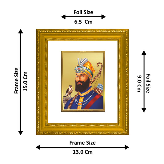 DIVINITI Guru Gobind Singh Gold Plated Wall Photo Frame| DG Frame 101 Wall Photo Frame and 24K Gold Plated Foil| Religious Photo Frame Idol (15.5CMX13.5CM)