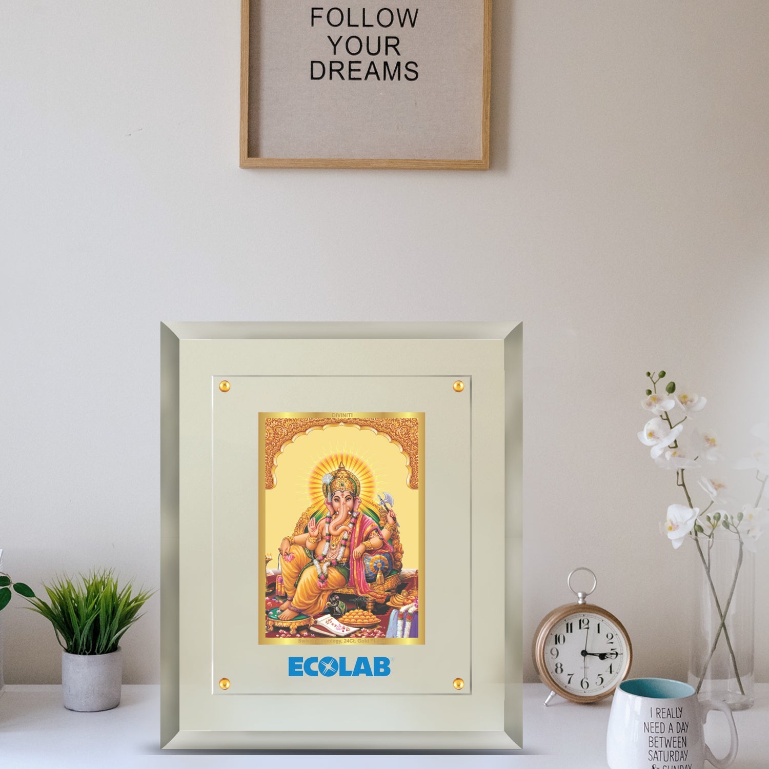 Elegant 24K Gold Ganesha Photo Frame